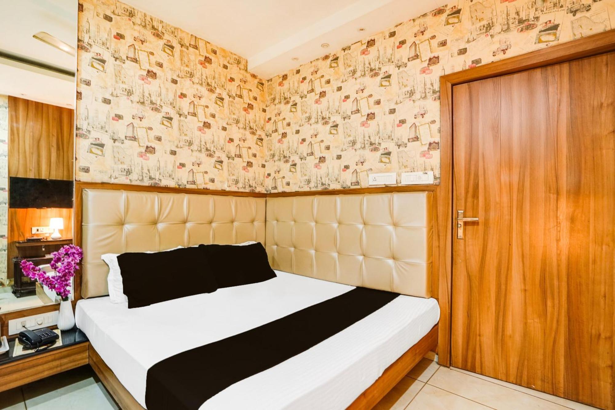 Super Townhouse Jhalawar Road Gumanpura Formerly Rockland Kota  Ngoại thất bức ảnh